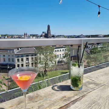 BLOU Rooftop bar